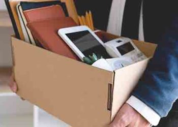 기업들 정리해고는 원격근무자가 최우선 대상