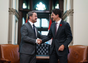 캐나다 이민 대폭 확대..145만명 신규이민 받는다