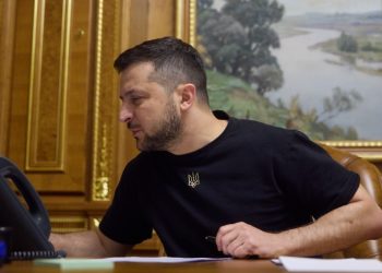 “미국, 우크라에 러시아와 협상 촉구 중…바이든 입장 복잡해”