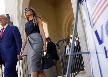 트럼프, 플로리다서 디샌티스에 투표 “위대한 밤 될 것”