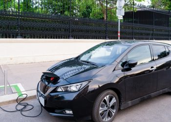 미 자동차 시장, 이제 전기차 대세…전기차 판매 70% 급증