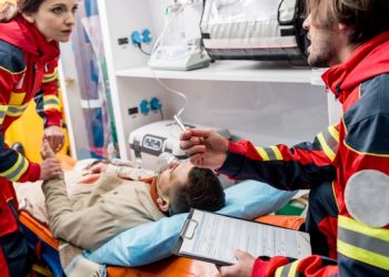 그라나다힐스 한 주택서 5명 응급실행..약물과다 복용