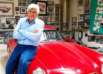 제이 레노 화재로 얼굴 화상 중태..자택 차고에 불