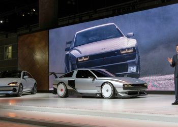 현대차, LA 오토쇼서 아이오닉6  첫 공개…내년 상반기 출시