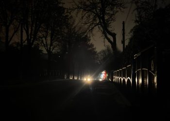 우크라이나 600만가구 정전 ..블랙아웃 지속