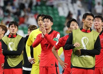 가나에 2-3 패…멀어진 16강