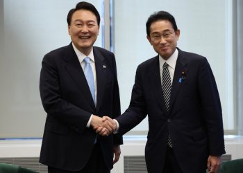 “윤석열·기시다, 이달 중순 첫 한일 정상회담”..2019년 12월 이후 처음