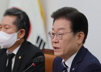 이재명 수사 임박, ‘연말 결단론’ 대두..”큰판 벌어진다”