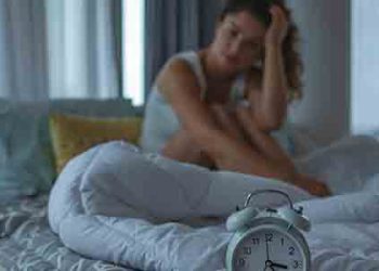 ‘악몽’ 코로나 불면증 호소..멜라토닌 판매 역대 최고