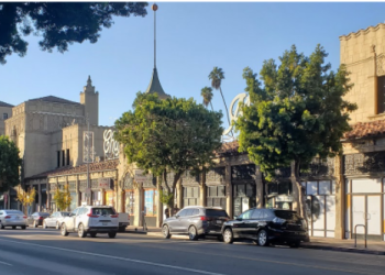 “세입자만 힘든 것 아냐”  팬데믹 3년 버틴 영세 건물주들,우리는 왜 지원 못받나