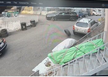 “고속도로면 죽었을 것”…정비 마친 벤츠, 바퀴 빠져