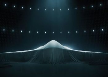 차세대 스텔스 폭격기 B-21 캘리포니아서 오늘 출고식