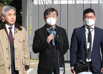 “강진구, 왜 이러나” 오세훈 부인 강의실 무단침입