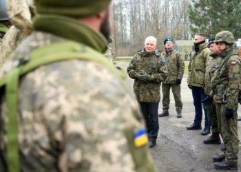 ‘9개월 전쟁’ 우크라이나 “병사 1만3000명 사망”..추정치 못미쳐