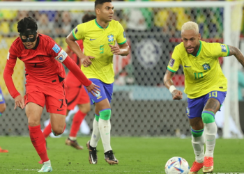 ‘거대장벽’ 브라질에 막힌 ‘투혼의 마스크맨’ 손흥민