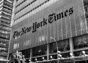 뉴욕타임스 파업 임박..신문 발행 중단되나