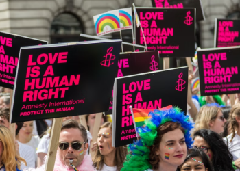 동성혼 인정법, 상·하원 모두 통과…대통령 서명만 남아