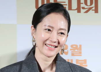 ‘인생은 아름다워’ 염정아, 대종상 여우주연상..작품상 ‘헤어질 결심’