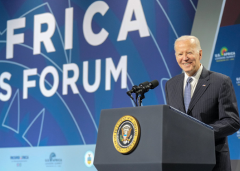 “중국에 뺏길라” 미국, 아프리카에 러브콜