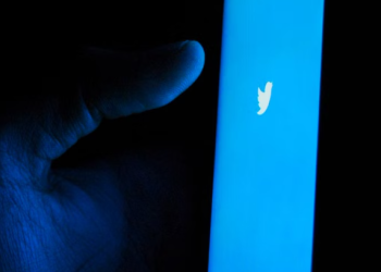 트위터, CNN 등 기자들 계정 무더기 정지