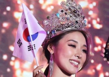 한국 최초 ‘미스 어스’ 우승 최미나수 ” 미인대회,  여성 다양성 보여주죠”