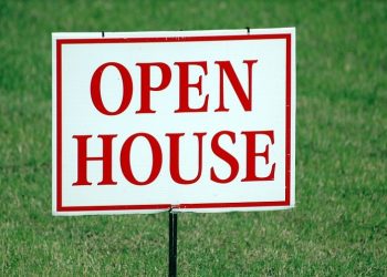 모기지 금리 급등에 주택 매매, 10개월 연속 감소