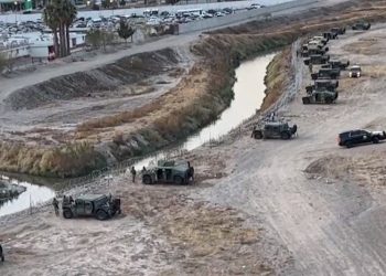 대법원, ‘코로나 신속추방’ 중단 연기…텍사스, 엘파소 국경 주방위군 배치(영상)