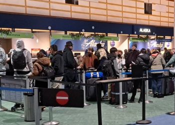 항공편 수천여편 결항…전국 여행 대란(영상)