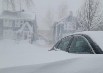 “몇 분 만에 동상” ‘괴물’ 눈폭풍  ‘맹위’, 28명 사망…크리스마스의 악몽(영상)
