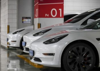 “유럽 전기차 고속충전비 개솔린값보다 비싸”