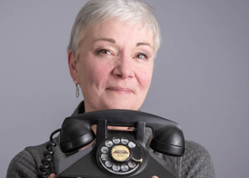 전화 받기 무서운 ‘전화공포증’ 확산..젊을수록 더해