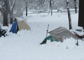 눈폭풍 속 가족 찾아가던 노숙자 사망..테네시까지 도보로