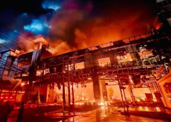 캄보디아 카지노 대화재 25명 사망…1500명 대피 여부 몰라