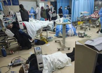 “중국 코로나 감염률 설엔 80% 달할 것”