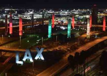 올해 LAX 이용객 6천만명 넘어서..1년새 40% 급증