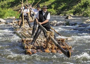 인류문화유산된 ‘체코 뗏목타기’…”체험도 가능”