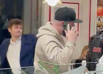 백인우월주의자 인앤아웃서 봉변 (영상)