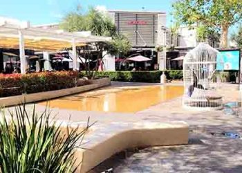 우들랜드힐스 쇼핑몰 거액 매입 ‘큰 손’은 LA램스 구단주