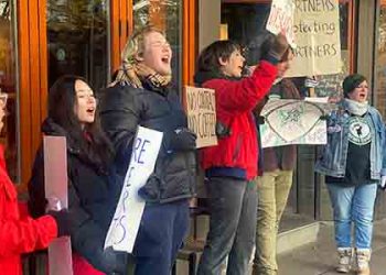 스타벅스 100여개 매장 18일까지 파업, 영업 중단