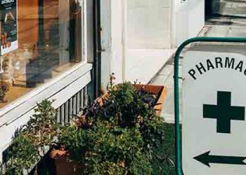 감기약 품귀 현상 “타이레놀도 구하기 어려워”