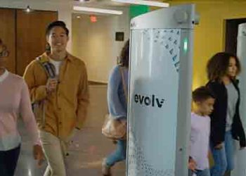 SoFi 입장 10배 빨라진다..금속탐지기 없는 AI 시스템 도입