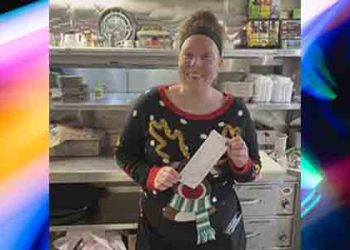 1000달러 팁 받은 여종업원 “말 사료 구입할 것”