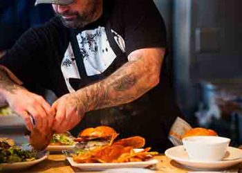 ‘최저임금 22달러 인상안’ 시행 이틀 전 전격 중단..가주법원, ‘패스트 액트’ 임시중단명령