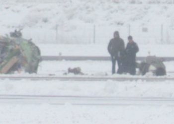 폭설 유타공항서 항공기 이륙 직후 추락..1명죽고 3명 부상