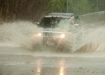 오늘부터 더 큰 비, LA 8인치, 산간 3미터 폭설..폭우∙진흙 산사태 악천후 계속..