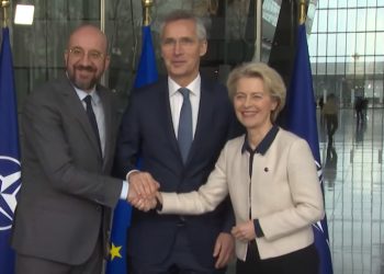 “우크라 안보보장 나토 가입 말고 대안 없어”(영상)