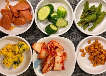 “계란 밑반찬 없앤 지 꽤 됐어요..계란값 감당 못하죠” 요식∙제빵 업계 타격