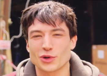 ‘플래시맨’ 에즈라 밀러, 강도∙절도 혐의 유죄인정