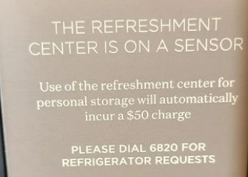 호텔 미니바 문만 열어도 50달러 부과 논란