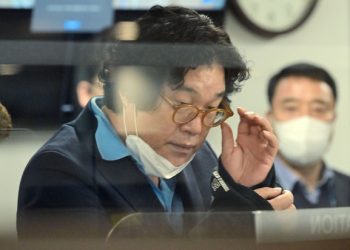 쌍방울 전 비서실장 “김성태, 이재명과 가까운 관계로 보여”